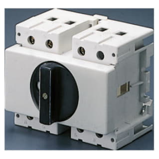 Gewiss GW70206 - INTERRUTTORE ROTATIVO - FISSAGGIO GUIDA DIN - MANOPOLA NERA - 4P 4M EN50022 32A - IP65