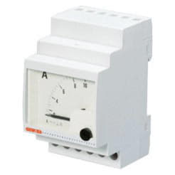 Gewiss GW96873 - AMPEROMETRO ANALOGICO INSERZIONE DIRETTA - 30A - 3 MODULI