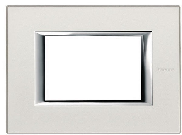 BTicino HA4803SA - AXOLUTE - PLACCA 3P ARGENTO