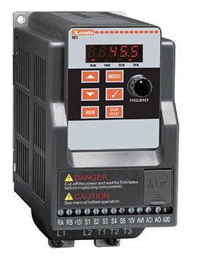 Lovato VE102A240 - Azionamento a velocita' variabile‚ tipo ve1... (ultracompatto)‚ alimentazione monofase 200240vac (50/60hz). Filtri emc integrati. Ingressi programmabili pnp 12v