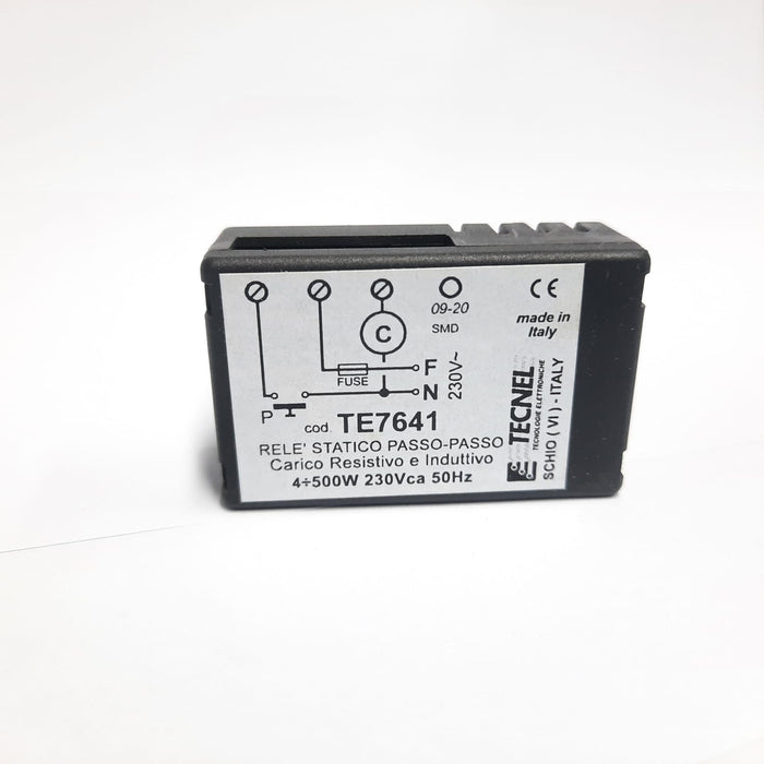 TE7641 - Relè Tecnel passo passo per lampade ad incandescenza ed alogene 4-500W 230V 